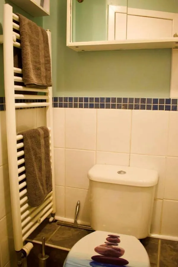Apartamento Welcoming And Homely 2 Bed In Central Location Edimburgo